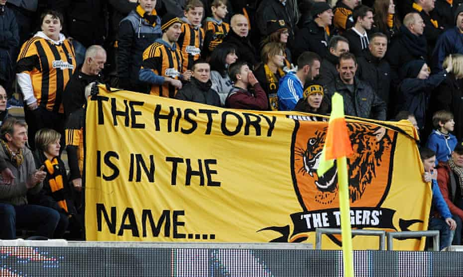 关于英超足球文化节盛大举行，粉丝互动热烈的信息