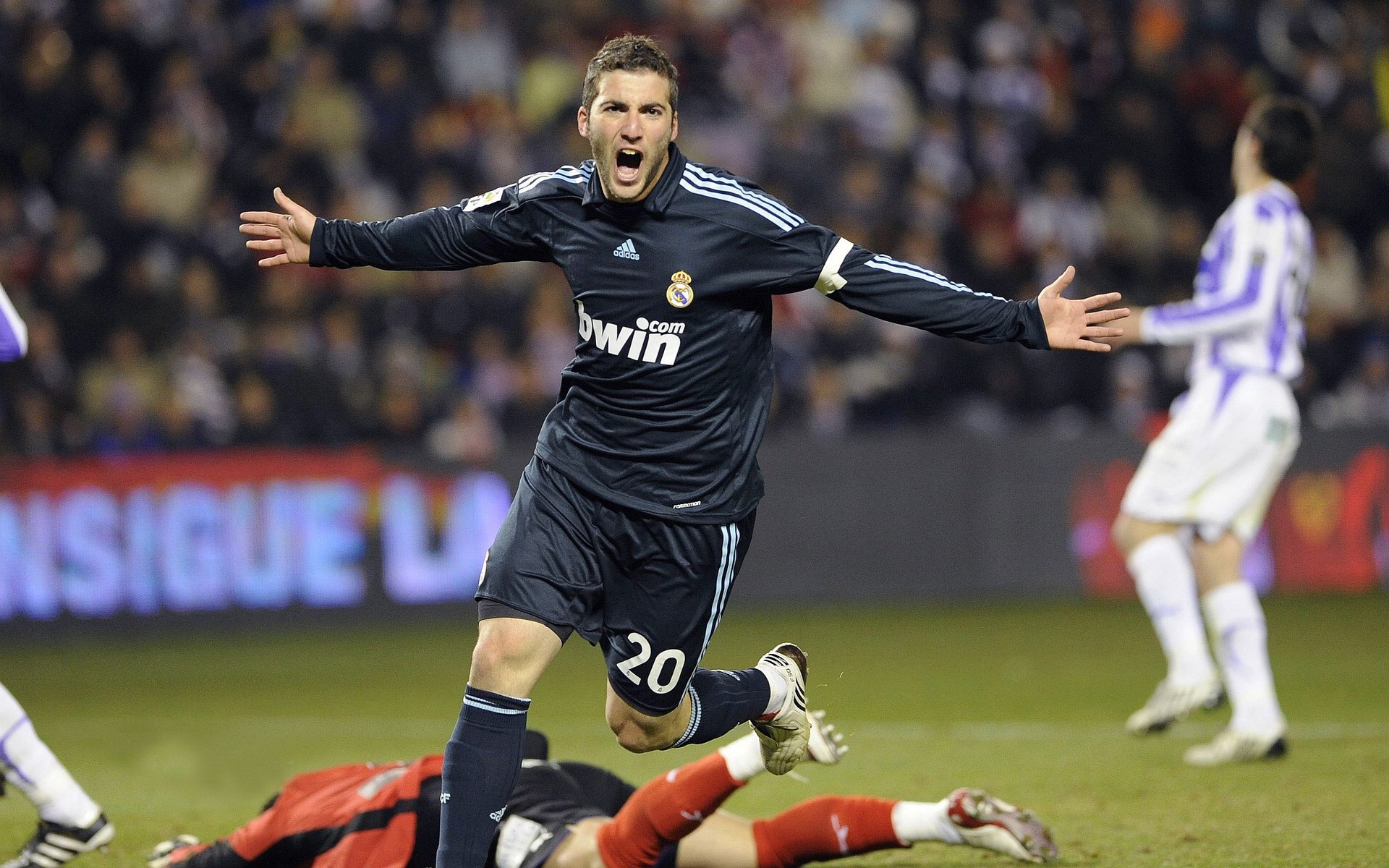 开云平台-全国青少年足球选拔赛火热进行，未来之星纷纷亮相，2021青少年足球全国邀请赛